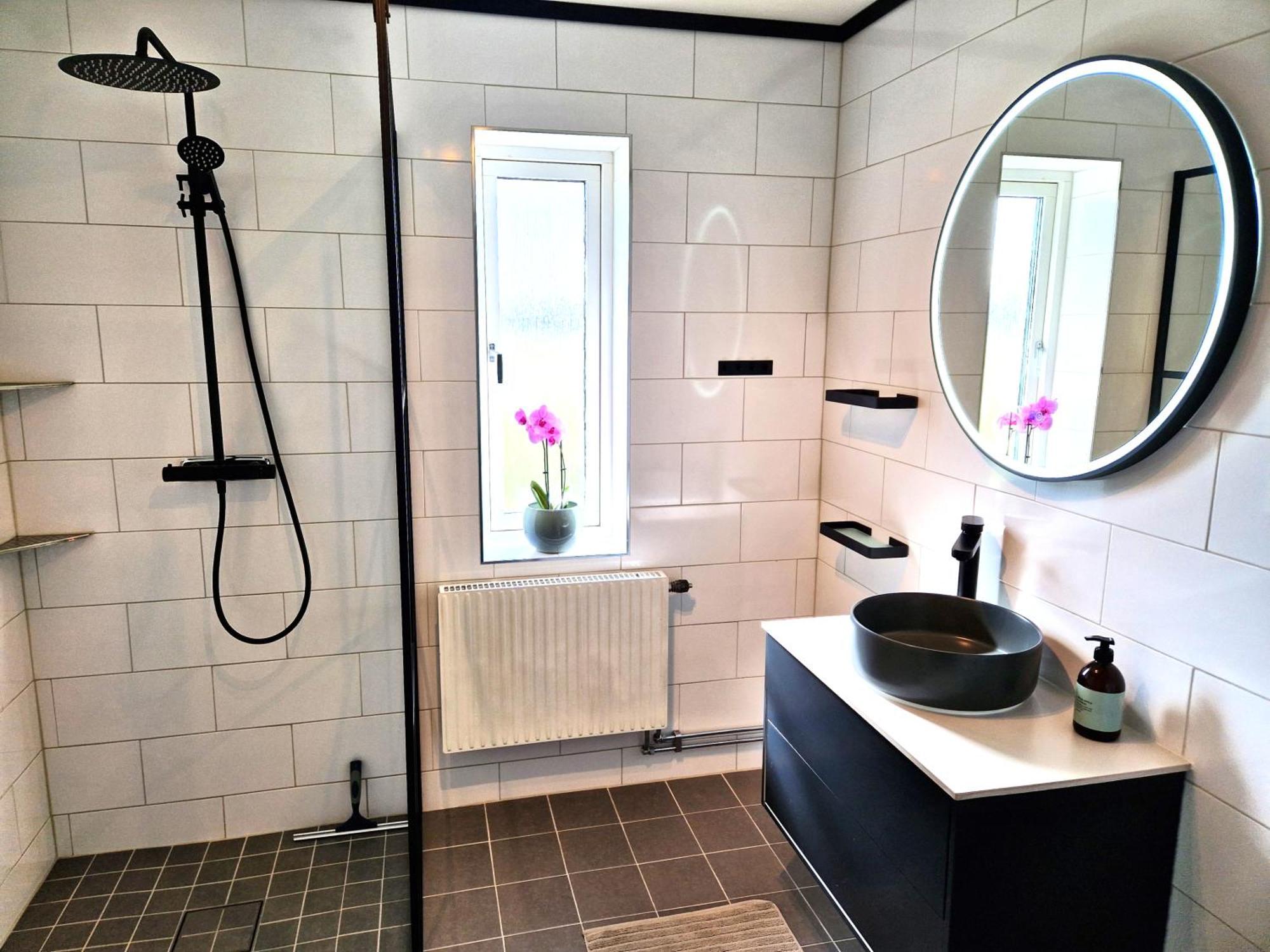 Lantlig Villa Utanfoer Uppsala Alunda Luaran gambar